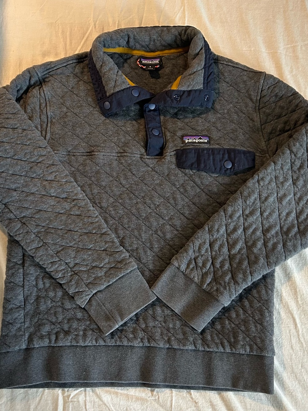 Patagonia Men’s Quilted Pullover Sweater - Gray